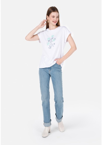 Regular Fit Yuvarlak Yaka Kadın Beyaz Kısa Kol Tişört Cl1066633 modelleri