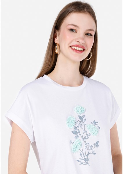 Regular Fit Yuvarlak Yaka Kadın Beyaz Kısa Kol Tişört Cl1066633 fırsatları