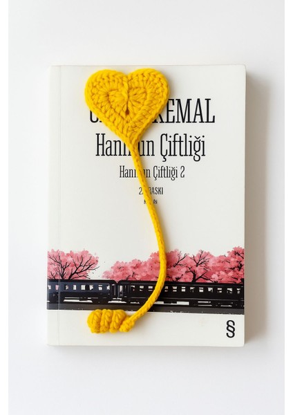 Amigurumi Örgü Kalpli Kitap Ayracı modelleri
