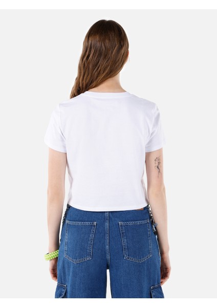 Beyaz Kadın Tshirt K.kol fiyatları