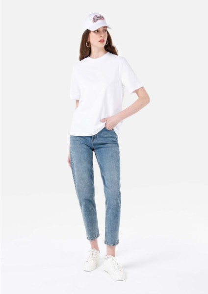 Mom Fit Yüksel Bel Daralan Paça Kadın İndigo Jean Pantolon