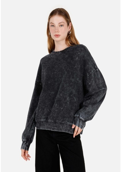 Comfort Fit Yuvarlak Yaka Kadın Antrasit Sweatshirt