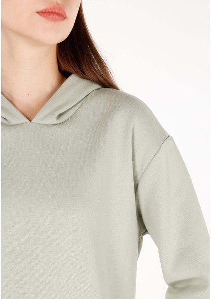 Regular Fit Kapüşonlu Düz Kadın Yeşil Sweatshirt