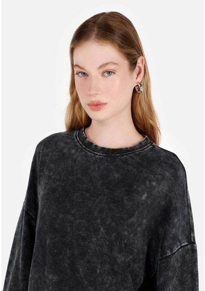 Comfort Fit Yuvarlak Yaka Kadın Antrasit Sweatshirt fırsatları