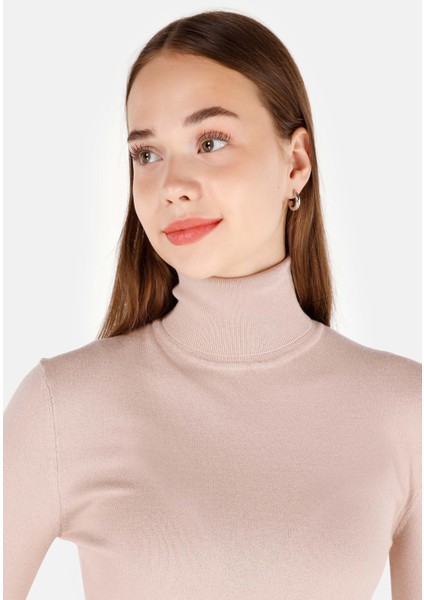 Slim Fit Balıkçı Yaka Kadın Bej Kazak