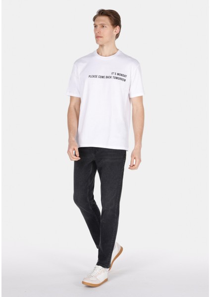 Comfort Fit Yuvarlak Yaka Düz Erkek Beyaz Kısa Kol Tişört modelleri