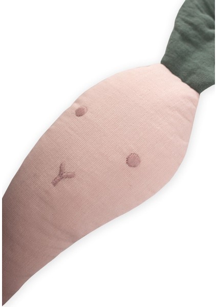Müslin Çıngıraklı Havuc Oyuncak Pudra Pembe fiyatları