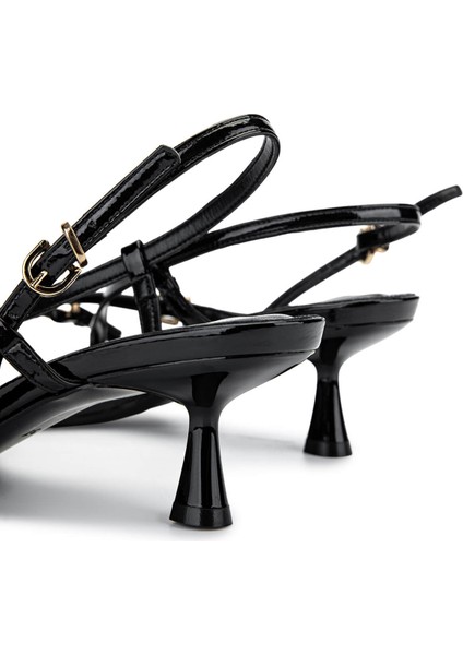 Kadın Hakiki Deri Siyah Rugan Topuklu Ayakkabı 654 368 Bn Ayk Y25 Sıyah Krsk Rgn indirimleri