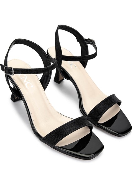Kadın Vegan Siyah Topuklu Ayakkabı 1131 199 Bn Ayk Y25 Sıyah fiyatları