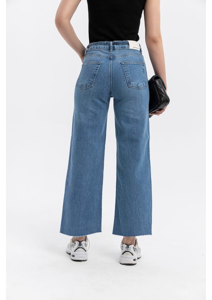 Beli Kuşak Detaylı, Kesik Paça Wide Leg Vintage Cut Jean Pantolon