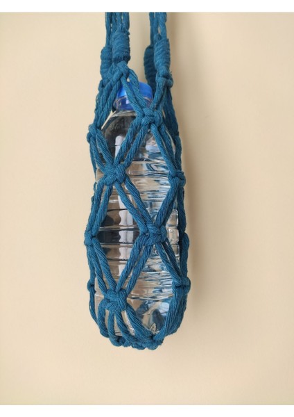 Kapsül su matarası kılıfı, şık mavi plastik tasarım, 1L kapasite, kullanım kolaylığı