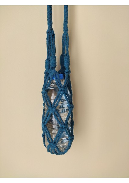 Kapsül su matarası kılıfı, şık mavi plastik tasarım, 1L kapasite, kullanım kolaylığı modelleri