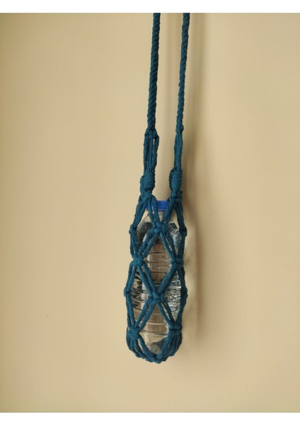 Kapsül su matarası kılıfı, şık mavi plastik tasarım, 1L kapasite, kullanım kolaylığı fırsatları