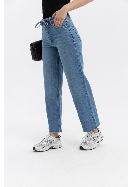 Beli Kuşak Detaylı, Kesik Paça Wide Leg Vintage Cut Jean Pantolon fırsatları