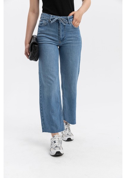 Beli Kuşak Detaylı, Kesik Paça Wide Leg Vintage Cut Jean Pantolon