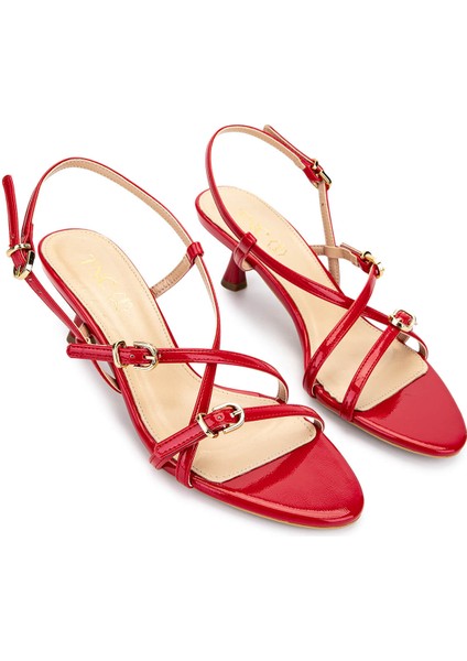 Kadın Hakiki Deri Kırmızı Rugan Topuklu Ayakkabı 654 368 Bn Ayk Y25 Kırmızı Krsk Rgn fiyatları