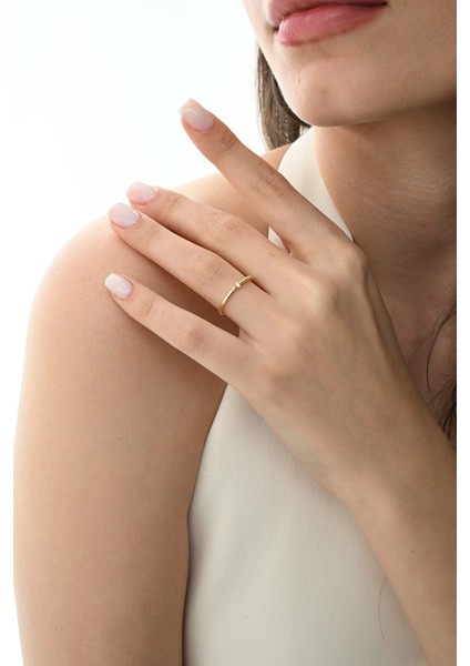 Gümüş Altın Yaldızlı Zirkon Tek Taşlı Topçuklu Vera Yüzük fırsatları