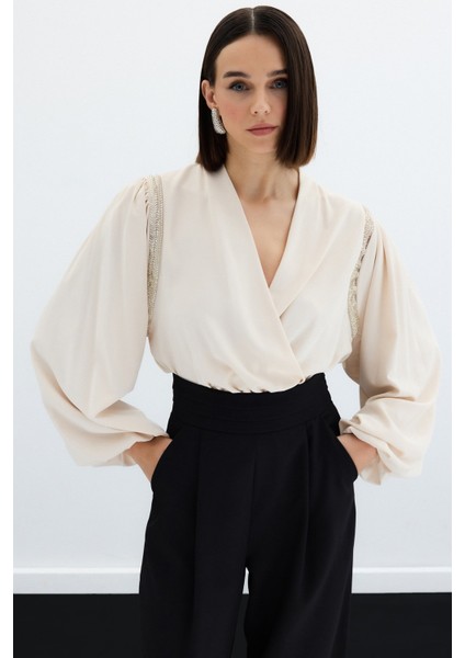 Aksesuar Detaylı Bodysuit Bluz - Bej fiyatları