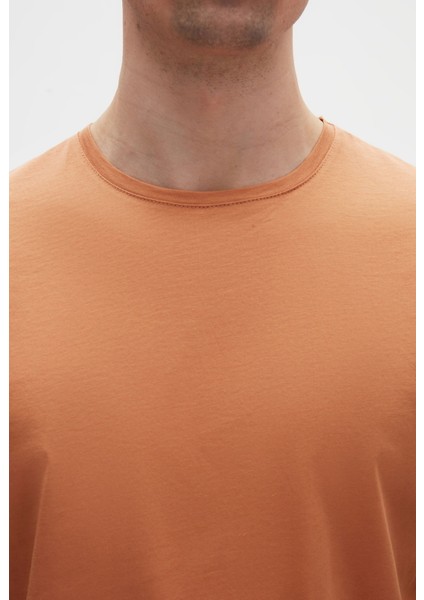 Slim Fit Tarçın Bisiklet Yaka Pamuklu Nefes Alabilen T-Shirt 4HC141996753M