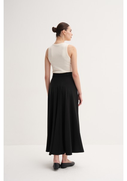 Siyah %100 Liyosel Yüksek Bel Cepli Düğme Detaylı Uzun Kloş Etek fırsatları