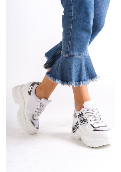 TONG82 Gizli Topuk Beyaz Kadın Spor Ayakkabı C-4