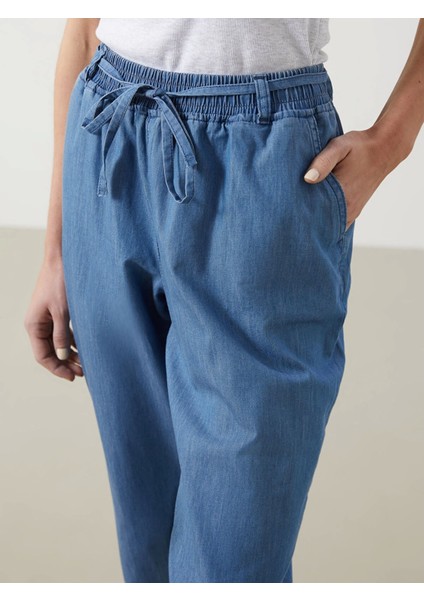 Lcw Grace Mavi Beli Lastikli Straight Fit Kadın Jean Pantolon fırsatları