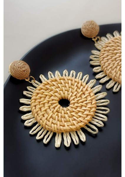 Hasır Yuvarlak Büyük Boy Püsküllü Krem Kahve Yaz Elbise Çanta Kombin Sallantılı Küpe indirimleri