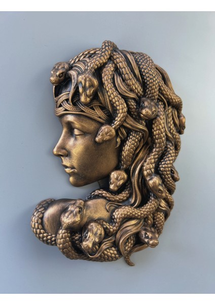 Medusa Duvar Dekoratif Heykeli 25 cm x 17 cm fiyatları