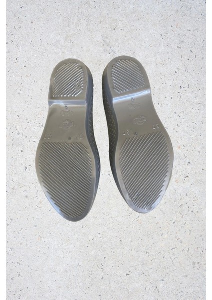 Zenne Makosen Bahçe ve Tarım Kadın Ayakkabısı 36-40 Gri fırsatları