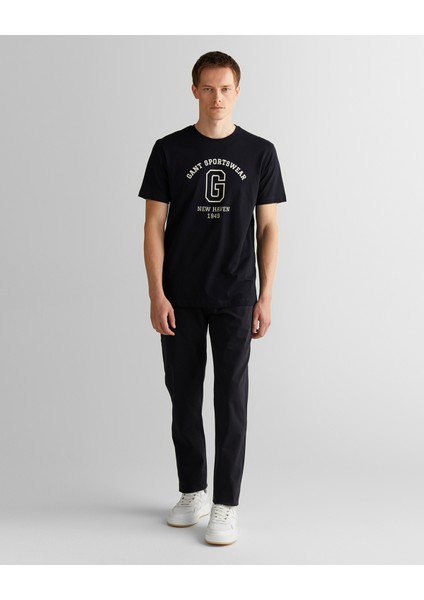 Erkek Siyah Regular Fit Bisiklet Yaka Logolu T-Shirt 2003310.5 modelleri