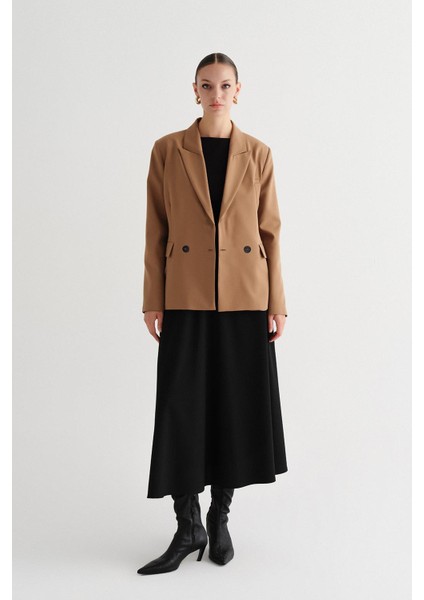 Fit Kırlangıç Yaka Ceket Camel