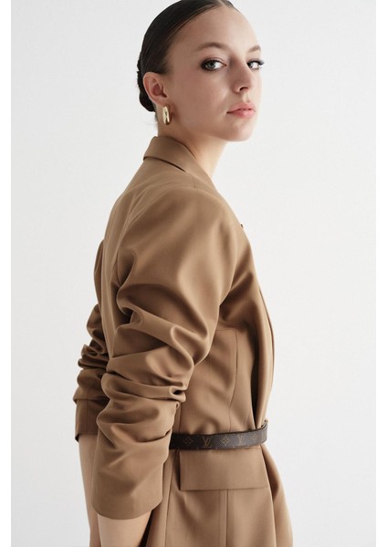 Fit Kırlangıç Yaka Ceket Camel fırsatları