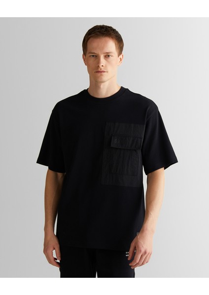 Erkek Siyah Relaxed Fit Bisiklet Yaka Logolu T-Shirt 2325137T.5