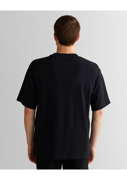 Erkek Siyah Relaxed Fit Bisiklet Yaka Logolu T-Shirt 2325137T.5 fiyatları