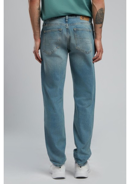 Jagger Normal Bel Dar Kesim Düz Paça Mavi Erkek Jean Pantolon