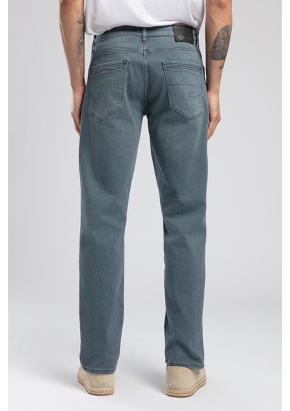 Jagger Normal Bel Dar Kesim Düz Paça Gri Erkek Jean Pantolon modelleri