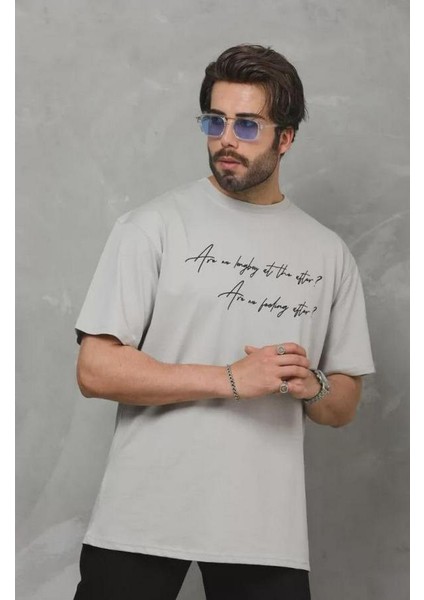 Unisex Bisiklet Yaka Baskılı Oversize T-Shirt fiyatları