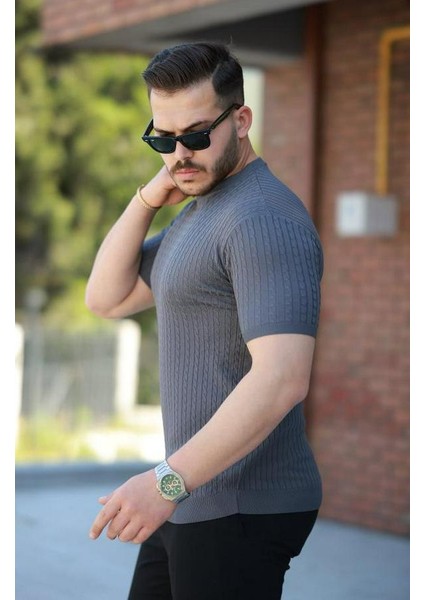 Bisiklet Yaka Örgü Desenli Kısa Örme Triko Kısa Kollu T-Shirt