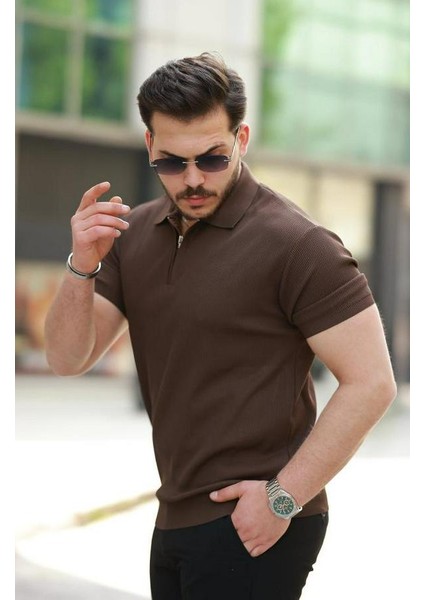 Fermuarlı Yakalı Kısa Kollu Tshirt