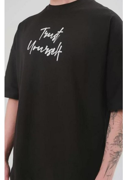 Unisex Bisiklet Yaka Baskılı Oversize T-Shirt fiyatları