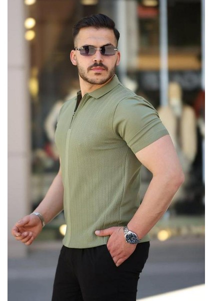 Yakası Fermuarlı Kısa Kollu T-Shirt fiyatları