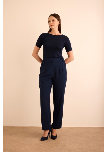 Beli Lastik Detaylı Krep Pantolon