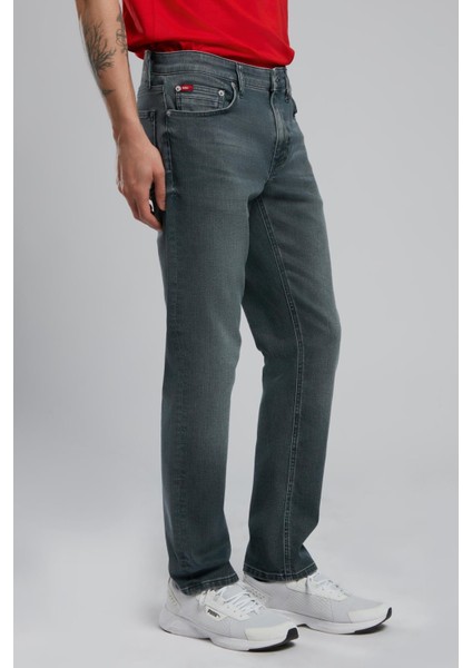 Jagger Normal Bel Dar Kesim Düz Paça Gri Erkek Jean Pantolon modelleri