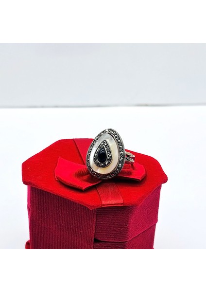 Damla Model Sedef Oltu Taşı Işçilikli 925 Ayar Gümüş Yü