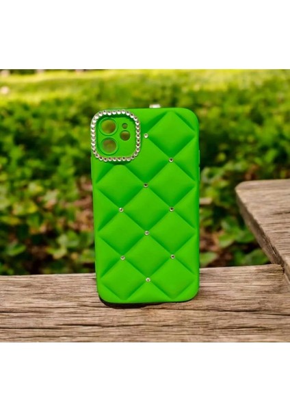 Iphone 11 Taşlı Kabartmalı Puf Kılıf