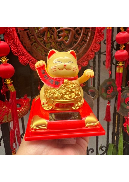 Çağıran Kedi Maneki Neko