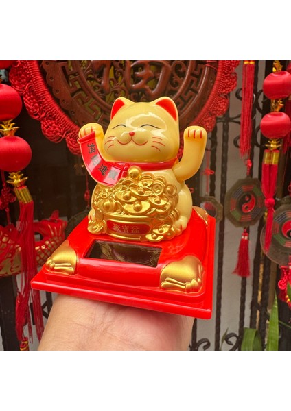 Çağıran Kedi Maneki Neko
