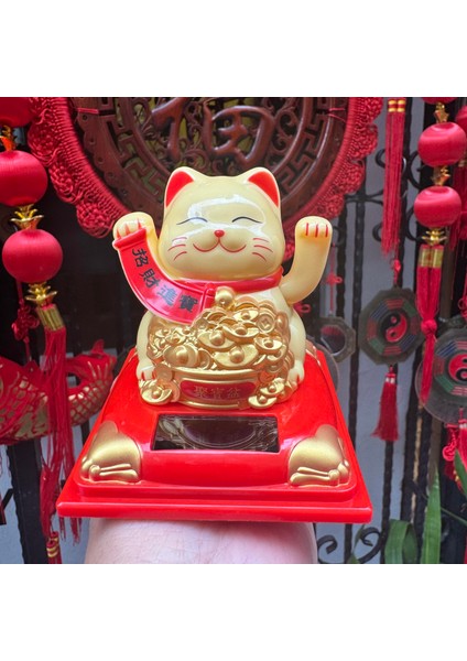 Çağıran Kedi Maneki Neko