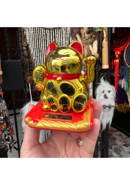 Çağıran Kedi Maneki Neko