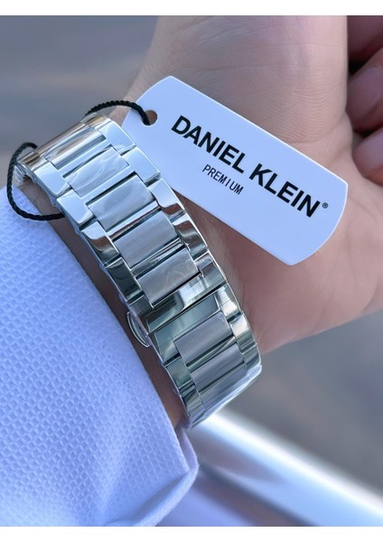 Çelik Kordonlu Takvimli Kadran 3 Atm Suya Dayanıklı Erkek Kol Saati E.14060.5 indirimleri